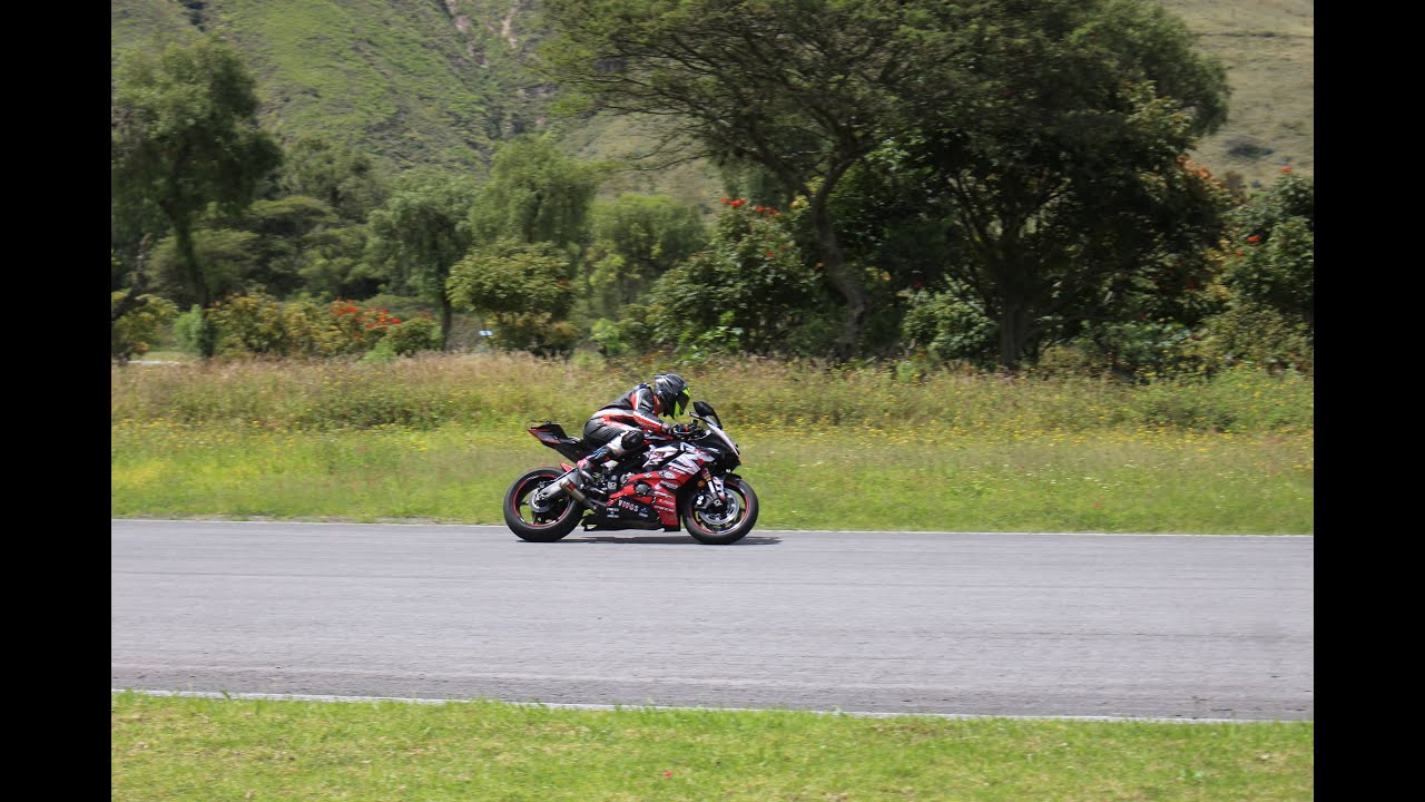 Segunda fecha del campeonato de moto velocidad en Ecuador