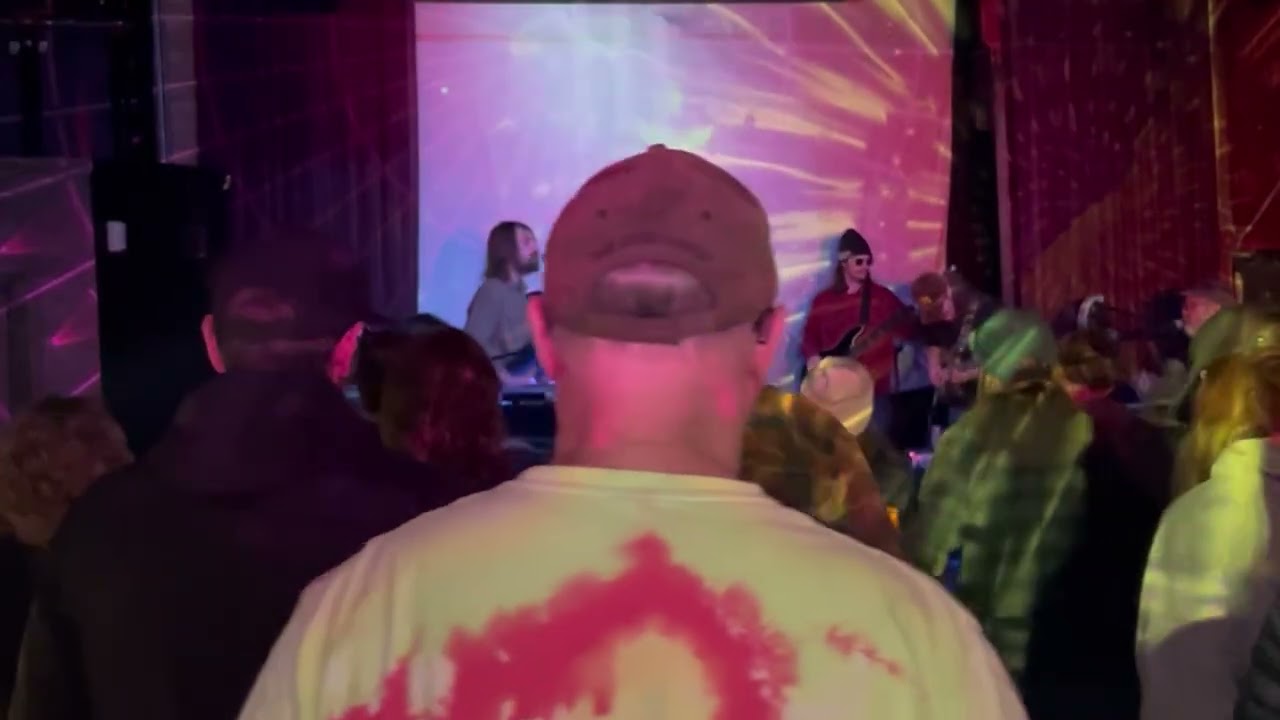 Visual Vinyl Liquid Lightshow/Saltydog, 3/12/26, Hook and Ladder, Minneapolis