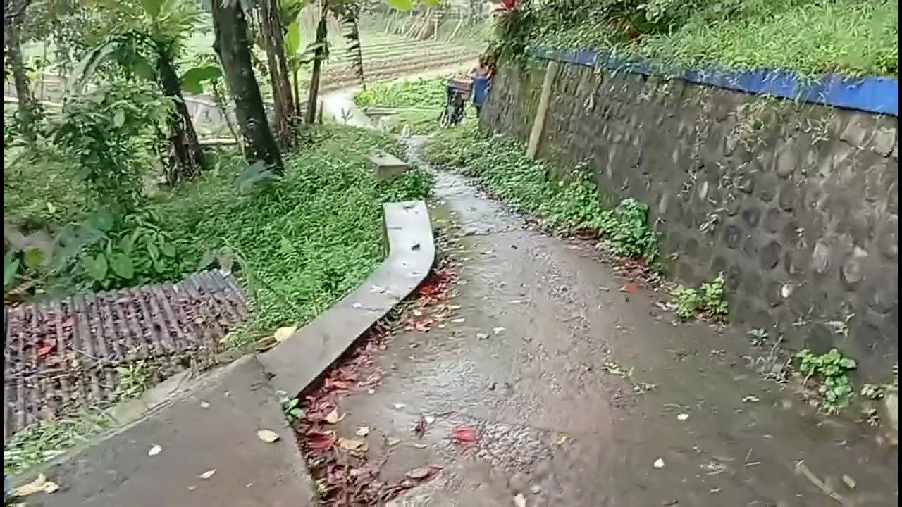 Kolam Penuh Nuansa Mistis di Dukuh Dalem Kuningan