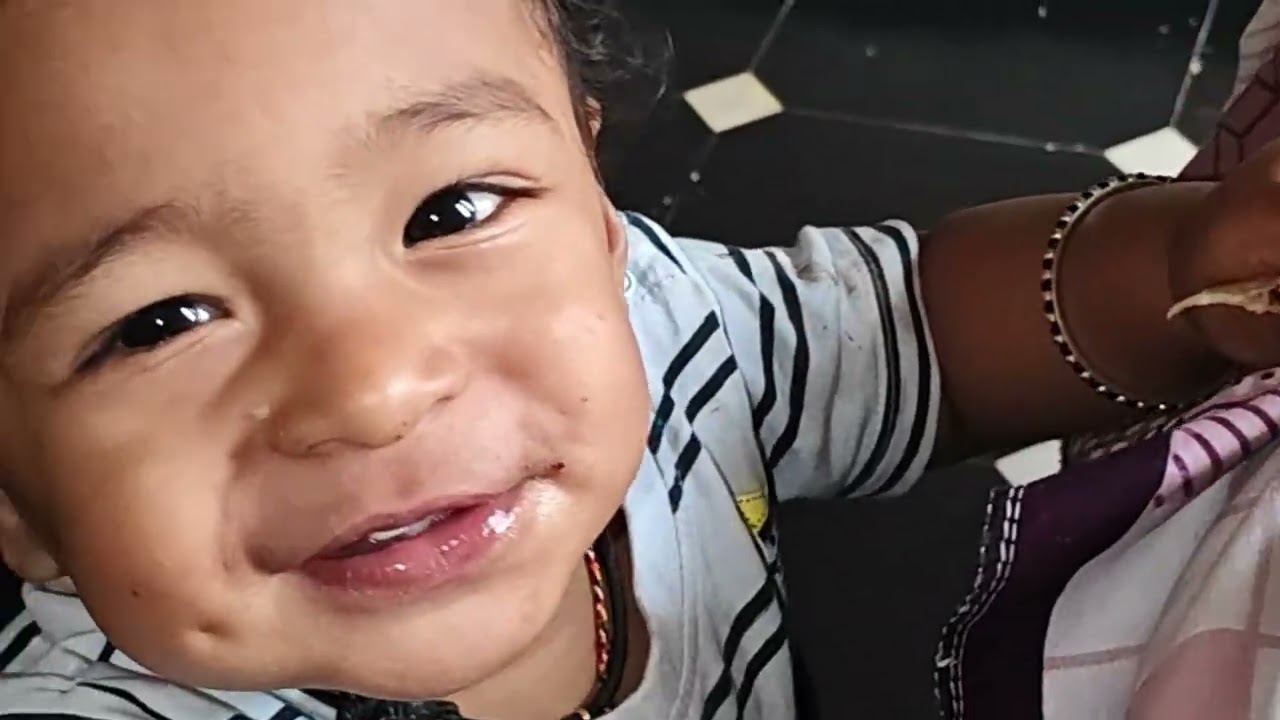 Cherry kanna loves food 😋😍#youtubevideo#viralvideo#cute#baby #explore 