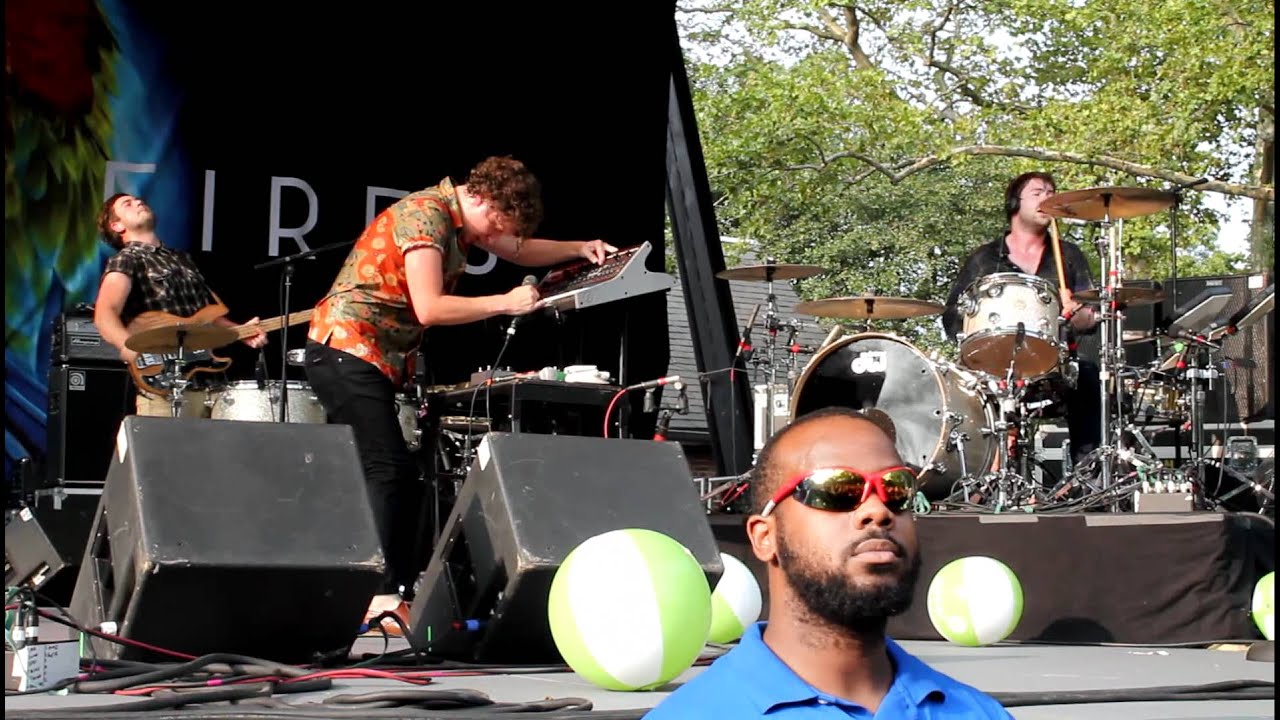Friendly Fires - 