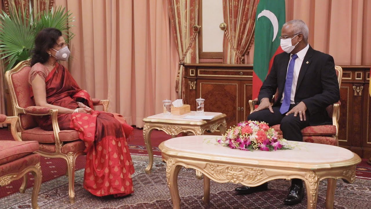 New High Commissioner of Mauritius presents Credential to the President