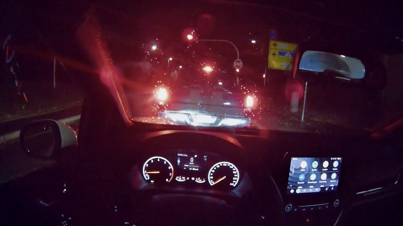 POV - Fiesta ST MK8 - 002 - Calm and sporty drive in a rainy night. Almost binned it...