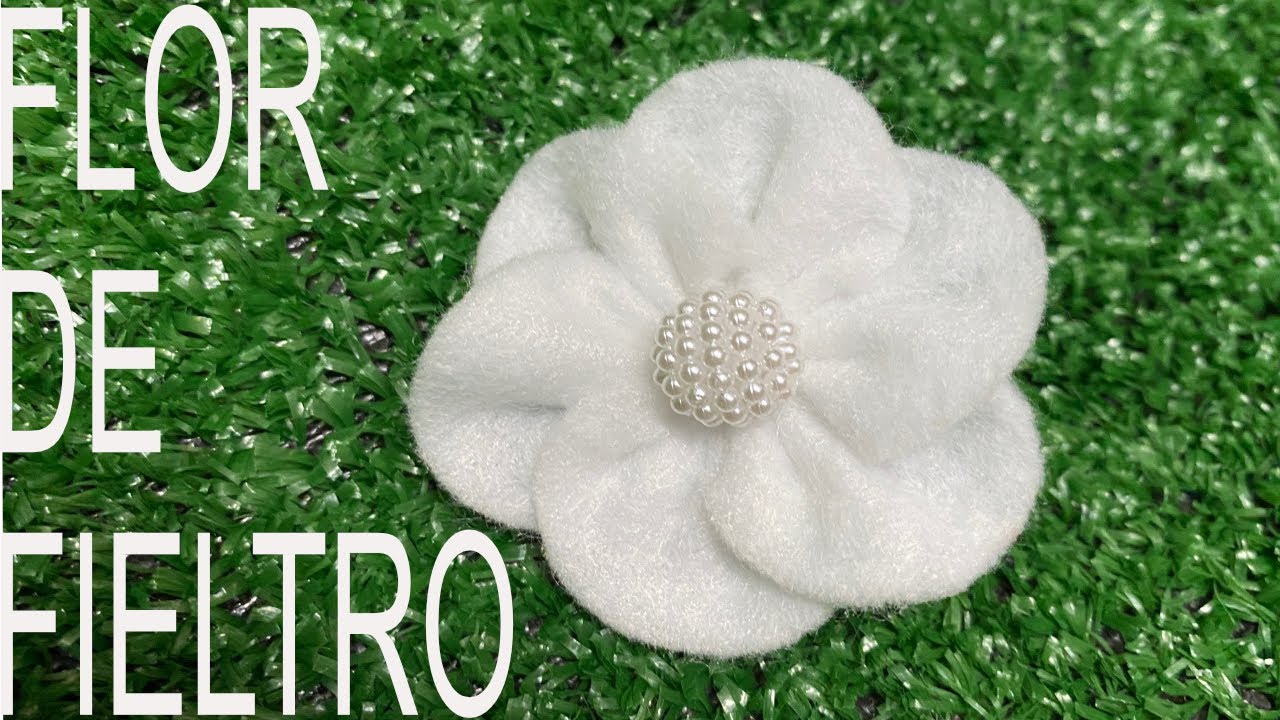 FLOR DE FIELTRO 👩&zwj;🦳🌸