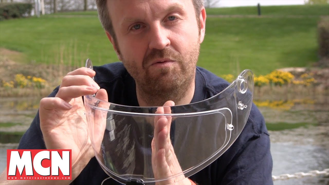 How to fit a Pinlock visor insert | Products | Motorcyclenews.com