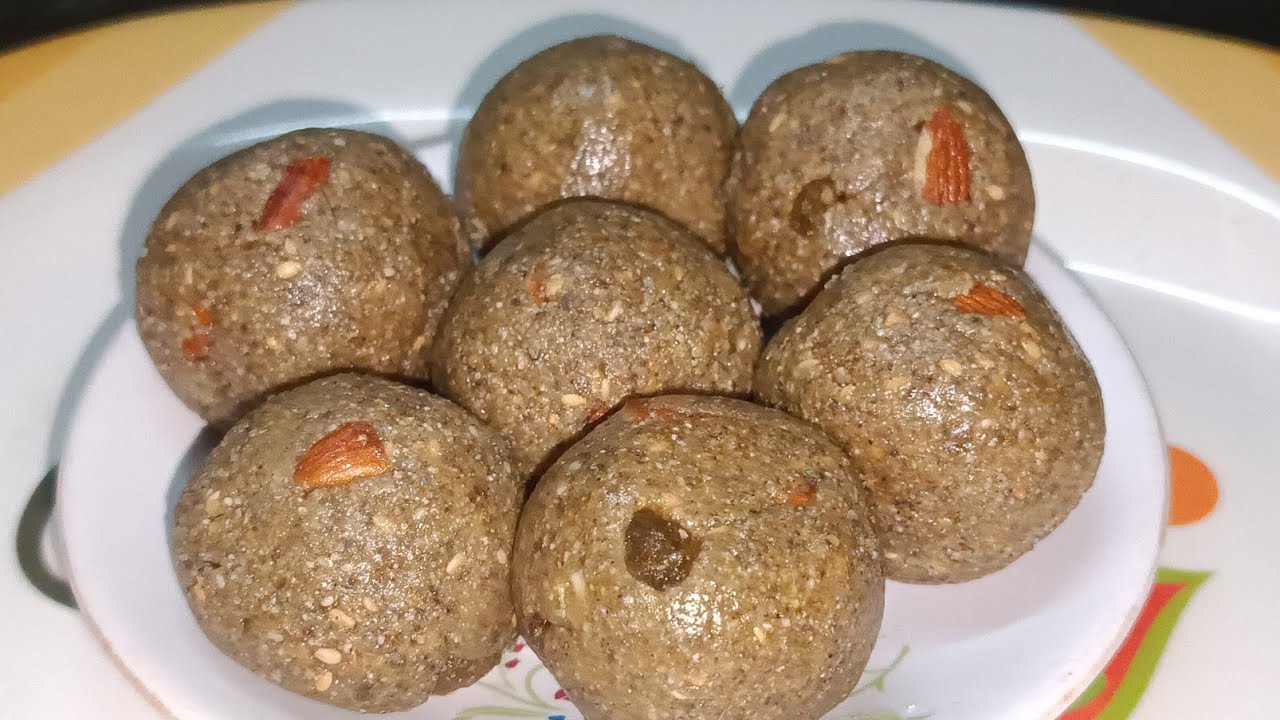 Bajra Laddoo Recipe | सर्दियों के बाजरे के लड्डू | Healthy Winter Sweet | Azma Ka Safar