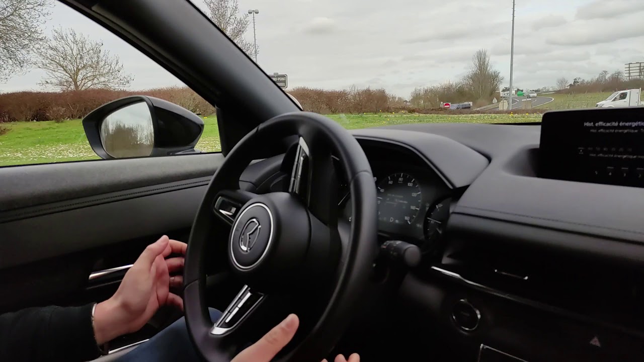 Présentation & essai Mazda MX-30