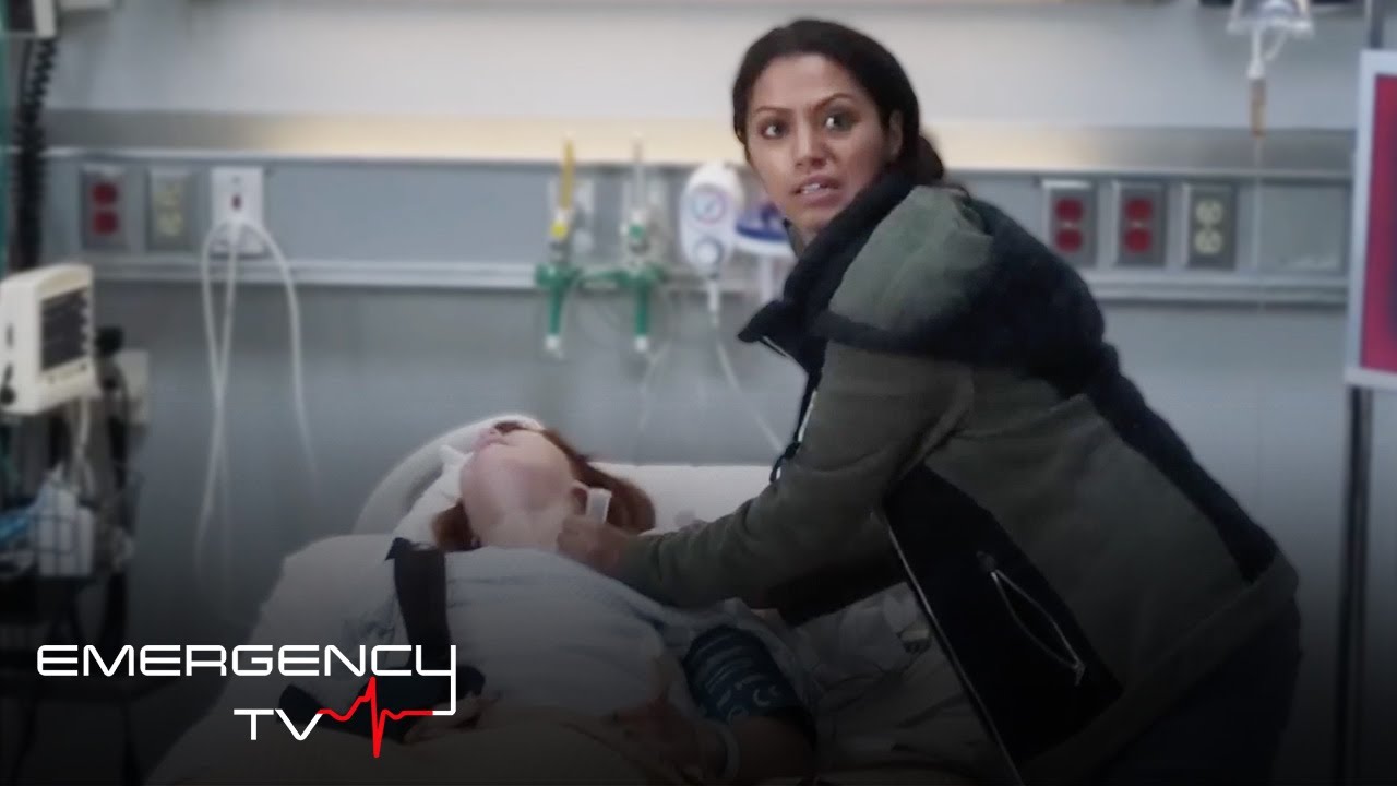 A Homeless Woman Saves this Patient?! | Emergency TV