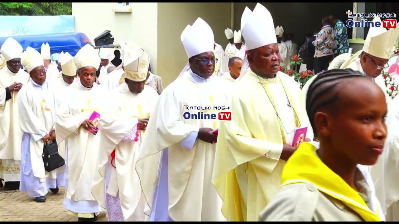 LITANIA YAIMBWA KWA UMAIRI MKUBWA MAANDAMANO KWENDA MAKABURINI KWA MAZIKO KITUO CHA HIJA PUGU