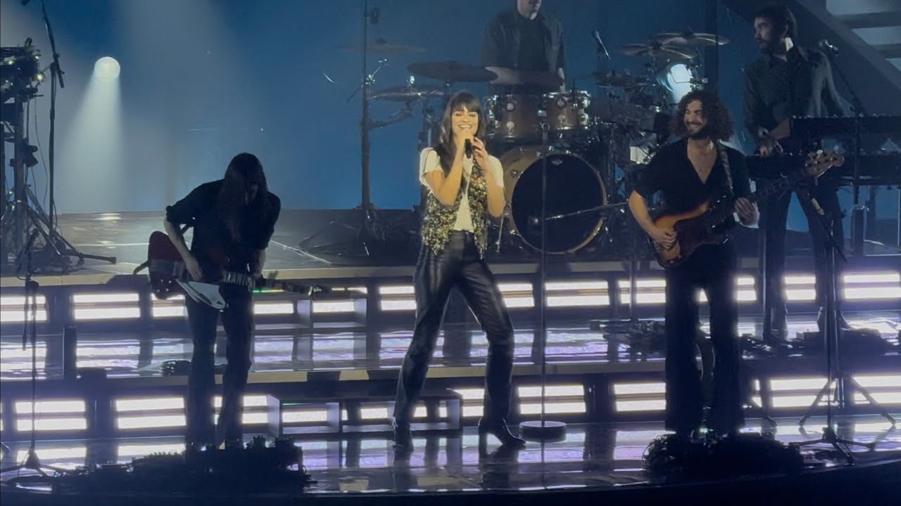 Clara Luciani - La baie (Live at Le Z&eacute;nith, Pau 04/12/2025)