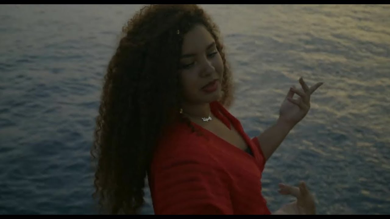 Wassila - Mollo (Clip Officiel)