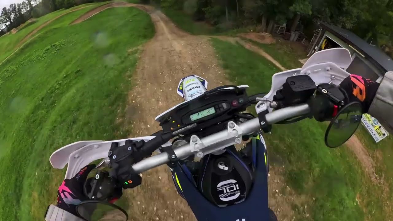 Husqvarna 701 Enduro - Kann sie Motocross?!