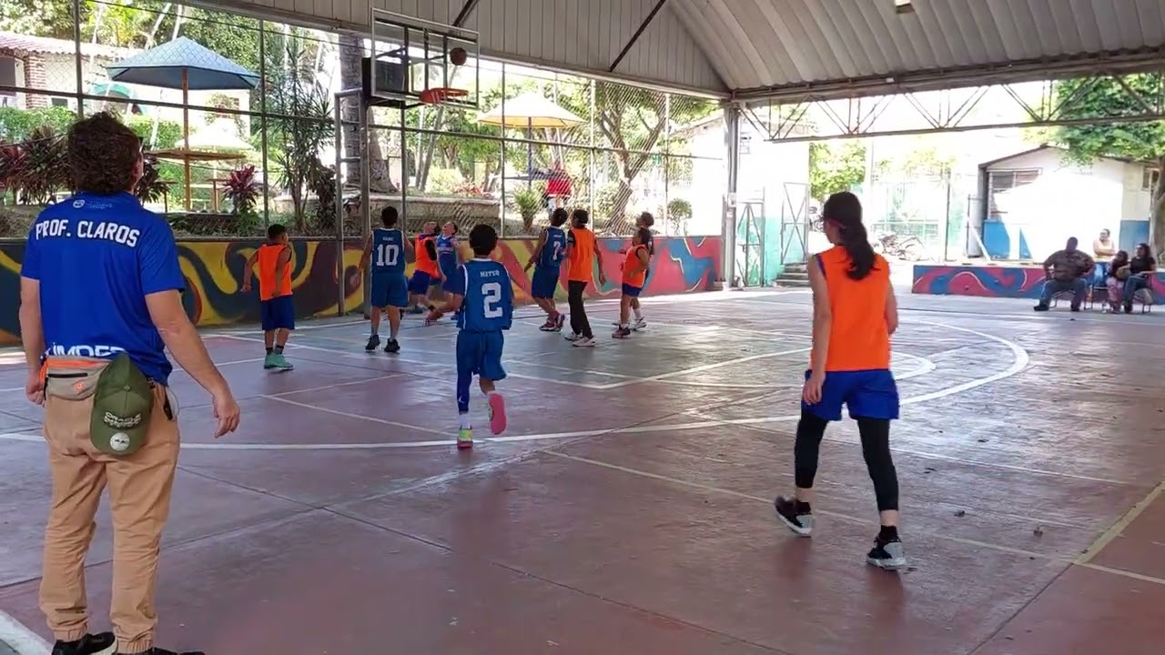 Partido de mini baloncesto u12 domingo 22 de febrero 2026