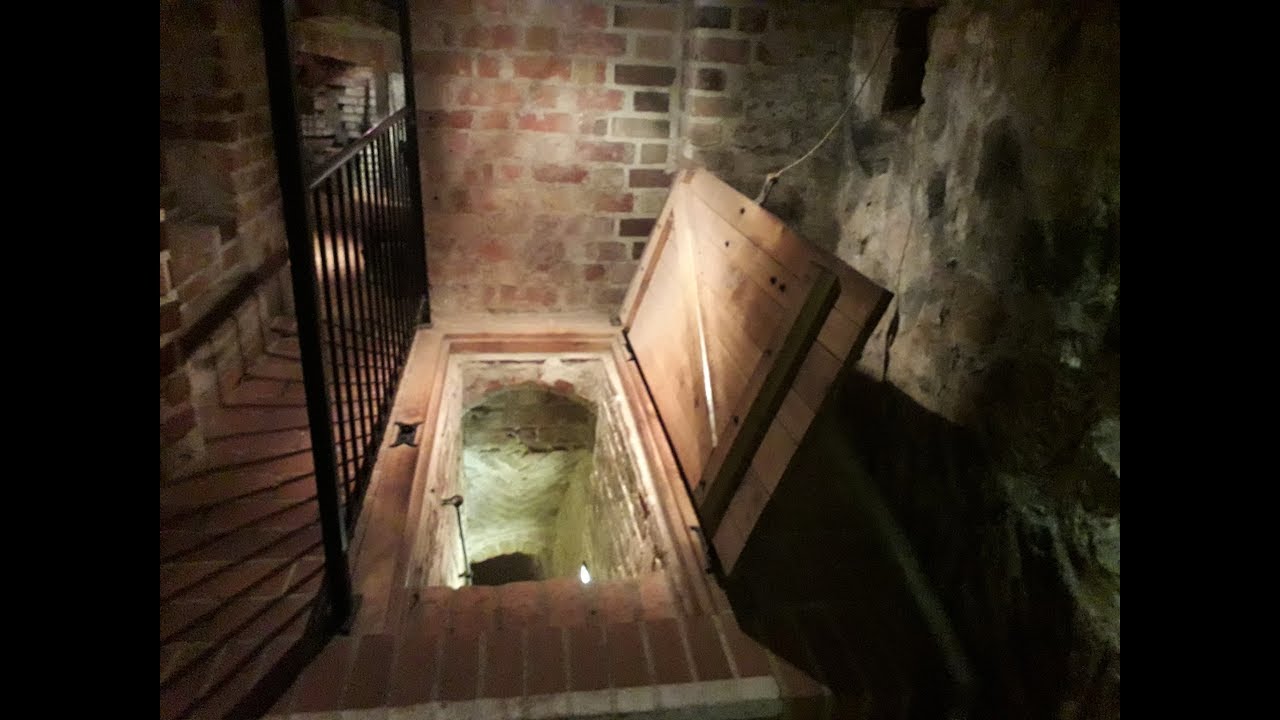 Burg Penzlin - Hexenverfolgung / Penzlin Castle - Wich Hunt  Hidden Place Teil 1
