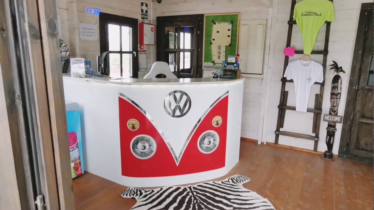 Os enseñamos el área Atalaia camper park de caravans, autocaravanas y camper en Foz - Galicia
