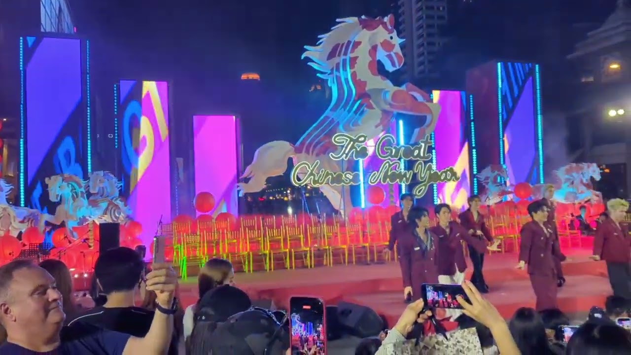 Boy band on Lunar New Year Bangkok 1