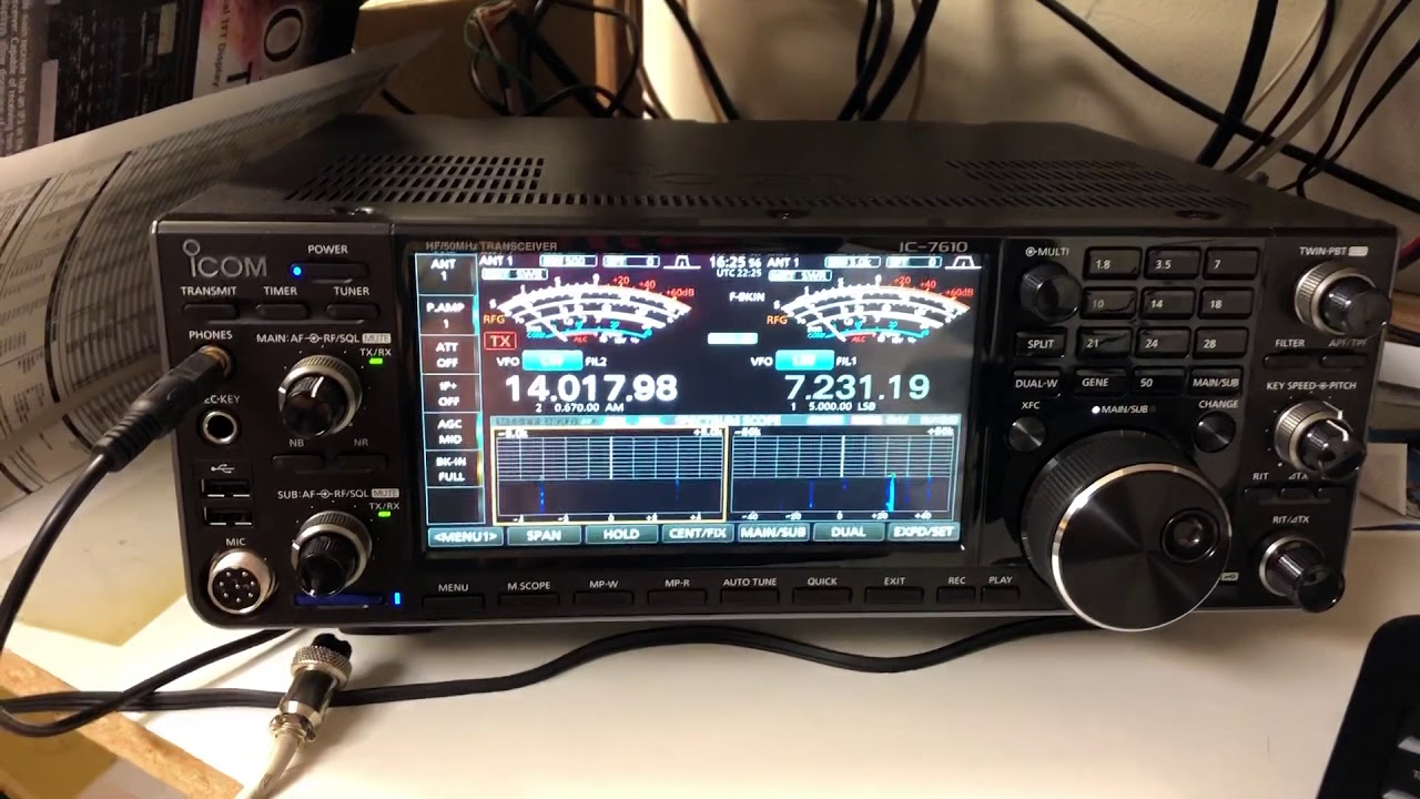 A quick and dirty demo of IC-7610 and 3 receivers with HDSDR