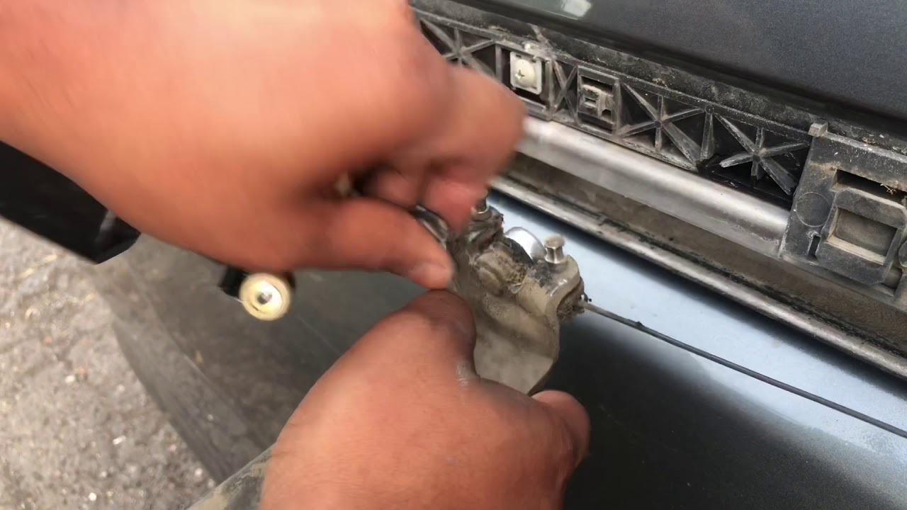 Ремонт раздвижной двери Honda Odyssey 2007 года.