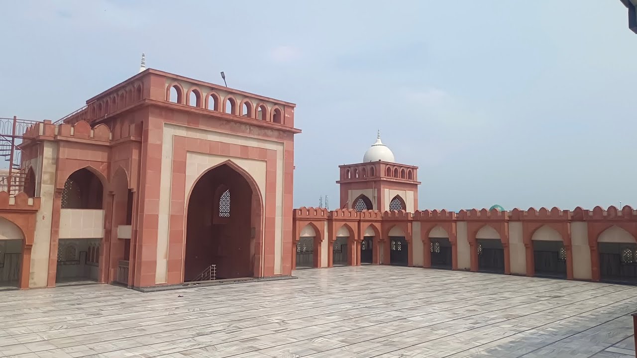 دارالعلوم وقف دیوبند کی شاندار مسجد کی خوبصورتی کو دیکھ کر دل باغ باغ ہو گیا الحمد للہ