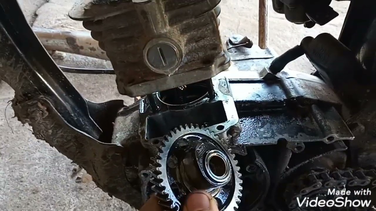 barulho estranho no motor da Titan 99