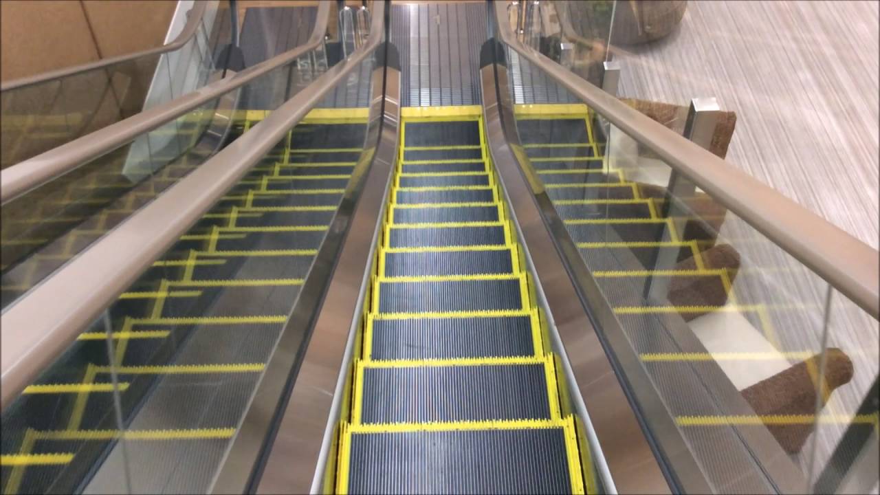 エスカレーターマニア☆沖縄イオンモール・ライカム