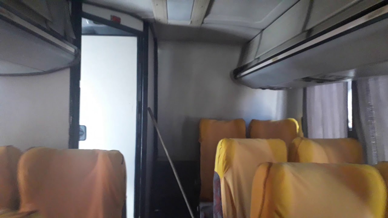 Interior y exterior del busscar 340