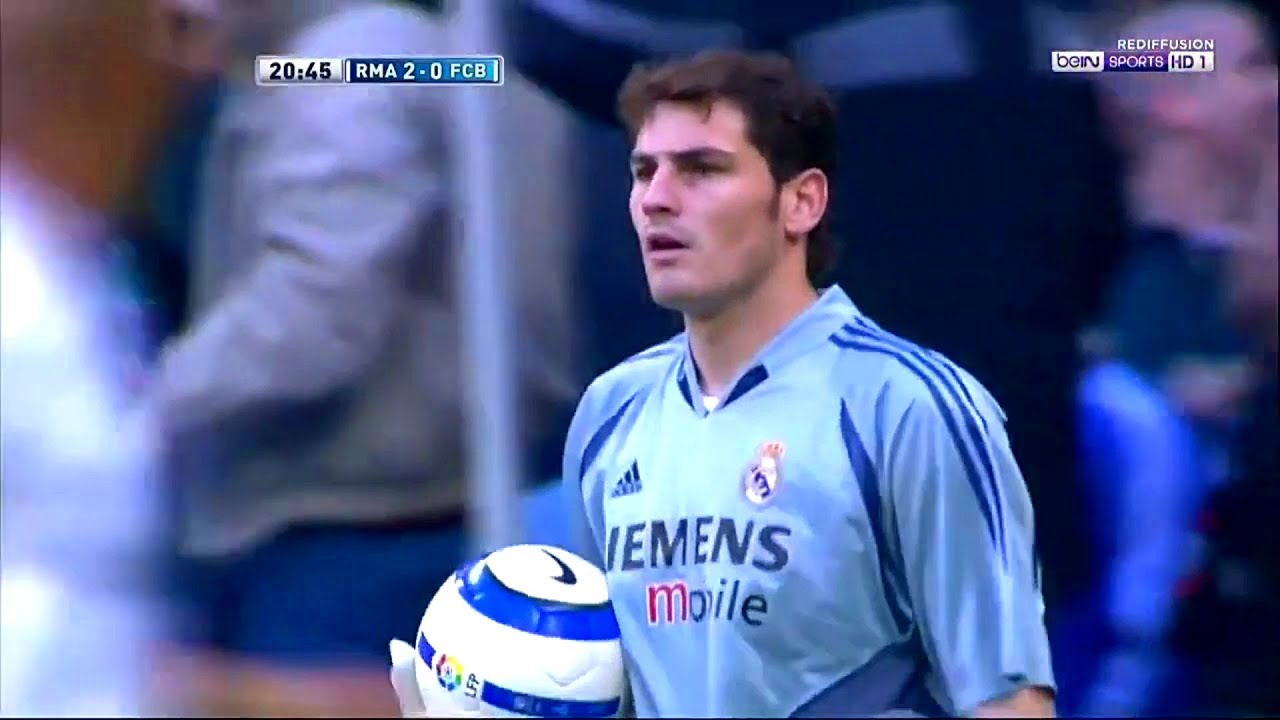 Iker Casillas Vs Barcelona (Home) 2004/05