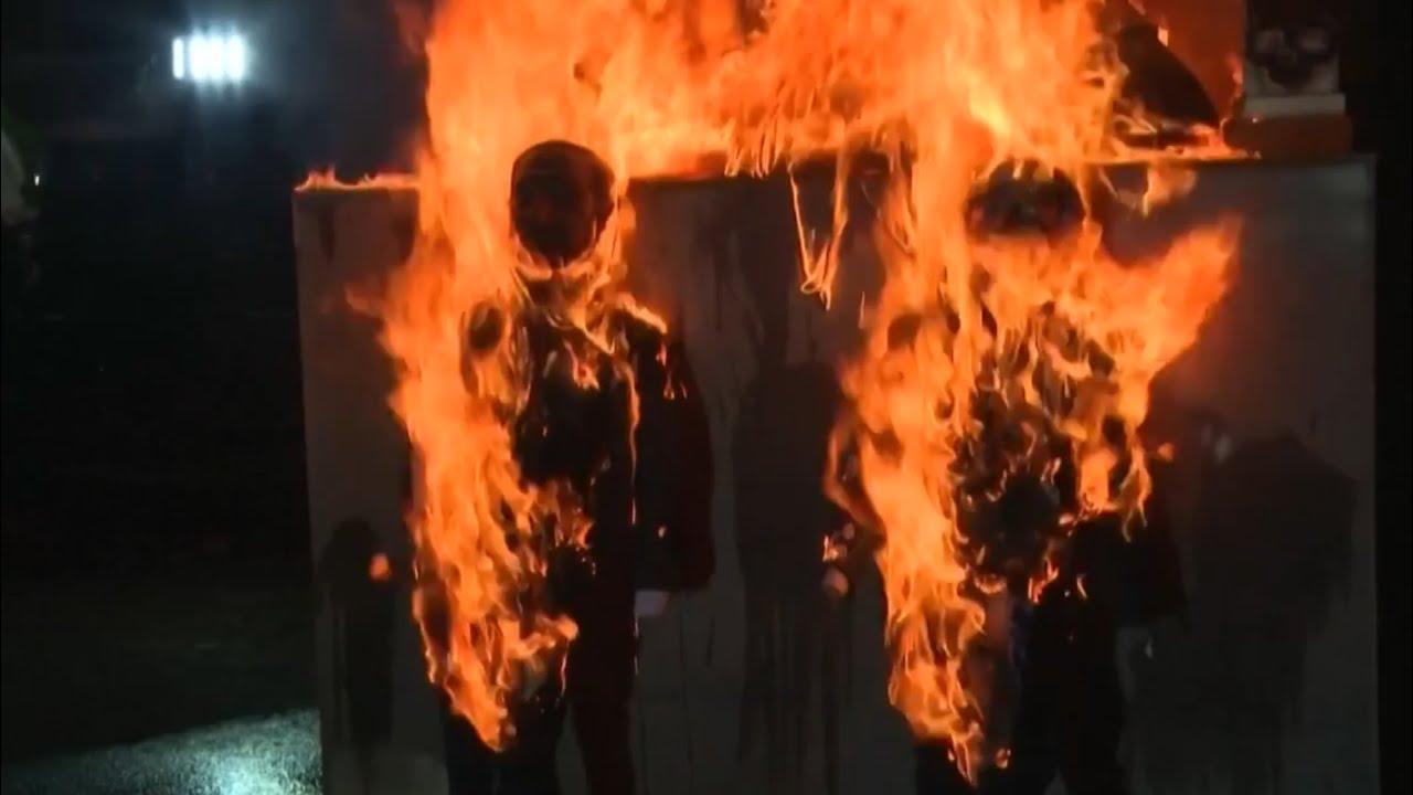 Effigies of Trump and Netanyahu burned in Tehran protests amid rising tensions