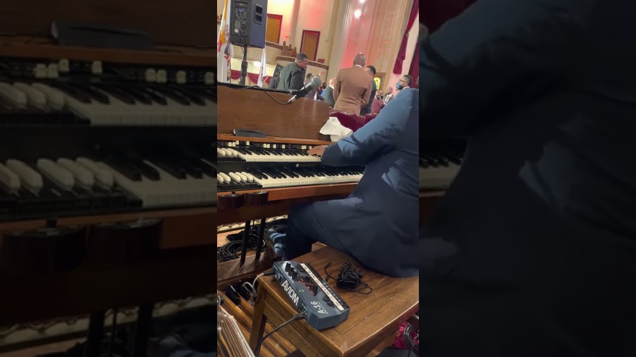 🔥🔥🔥Glenn Gibson on organ with Todd Hall🔥🔥🔥