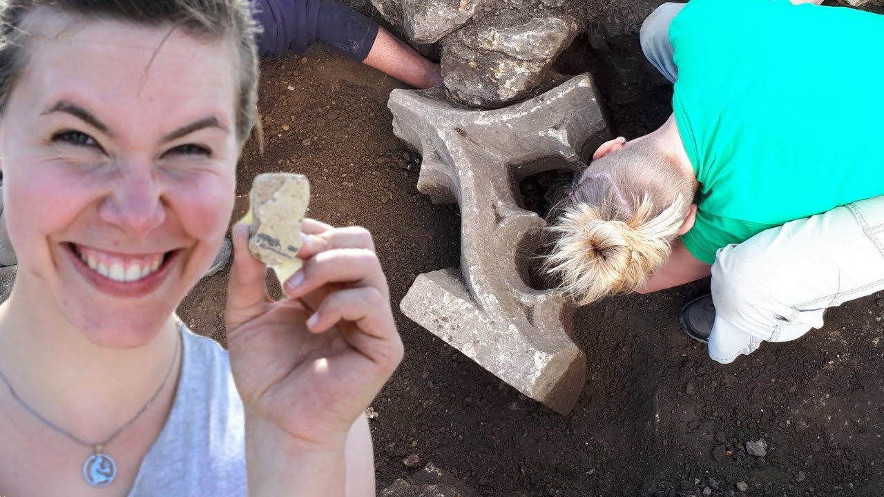 Archaeologists dig a medieval palace in Bishop Middleham