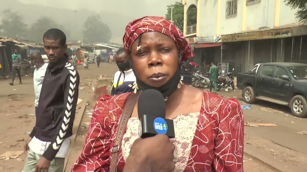 Le Marché de Sougouni Koura Ravagé par un Violent Incendie – Colère Larmes et Désespoir des Vendeurs