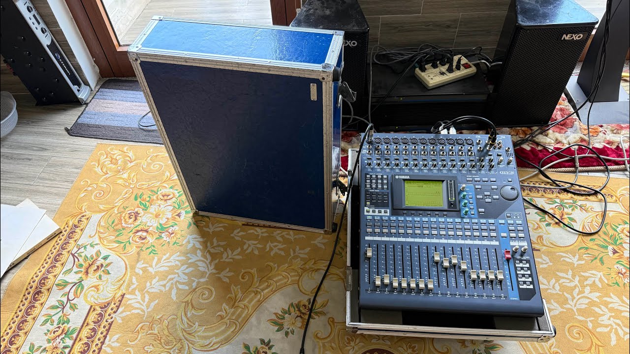 Mixer Yamaha 01v96VCM b&atilde;i Nhật đẹp nguy&ecirc;n case 