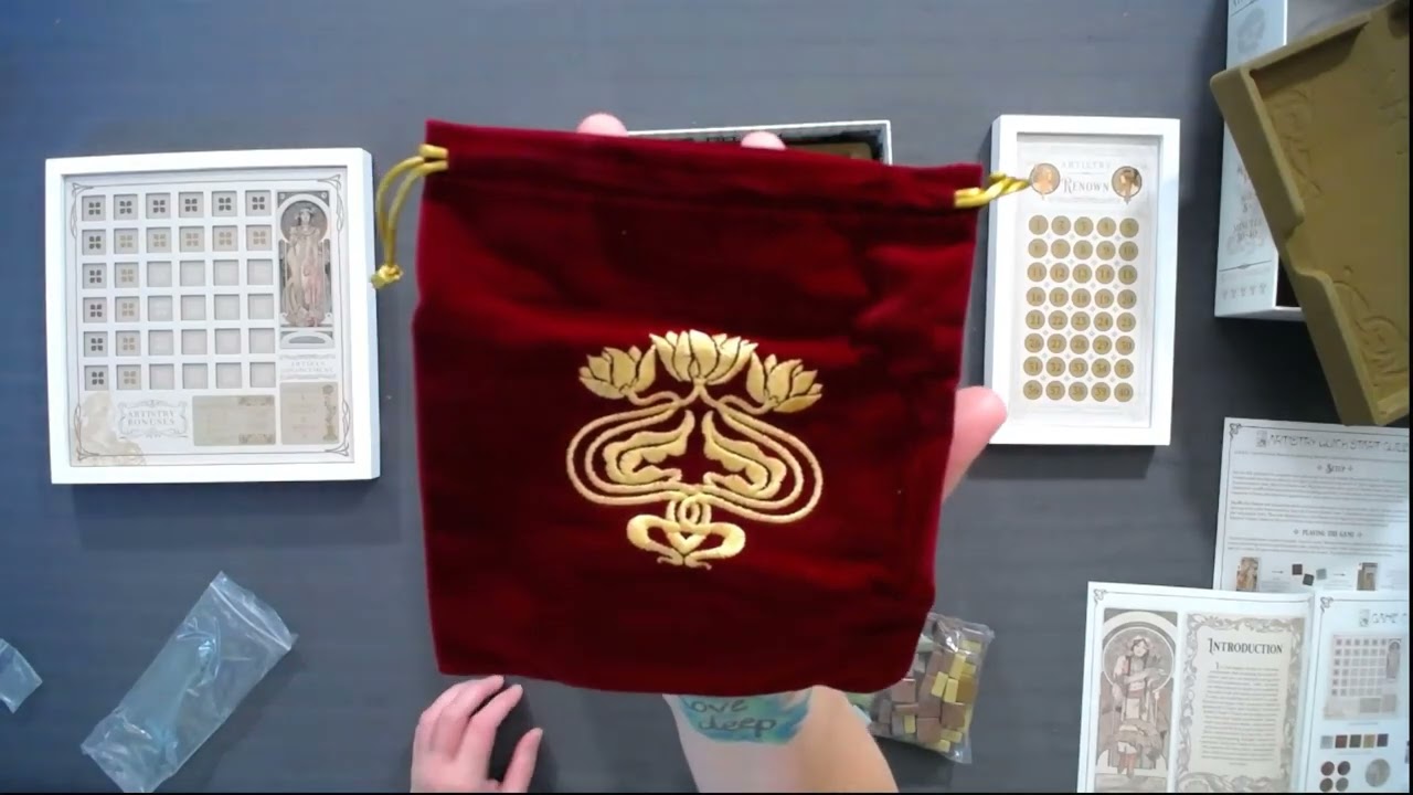 Unboxing Video - Artistry Deluxe Edition