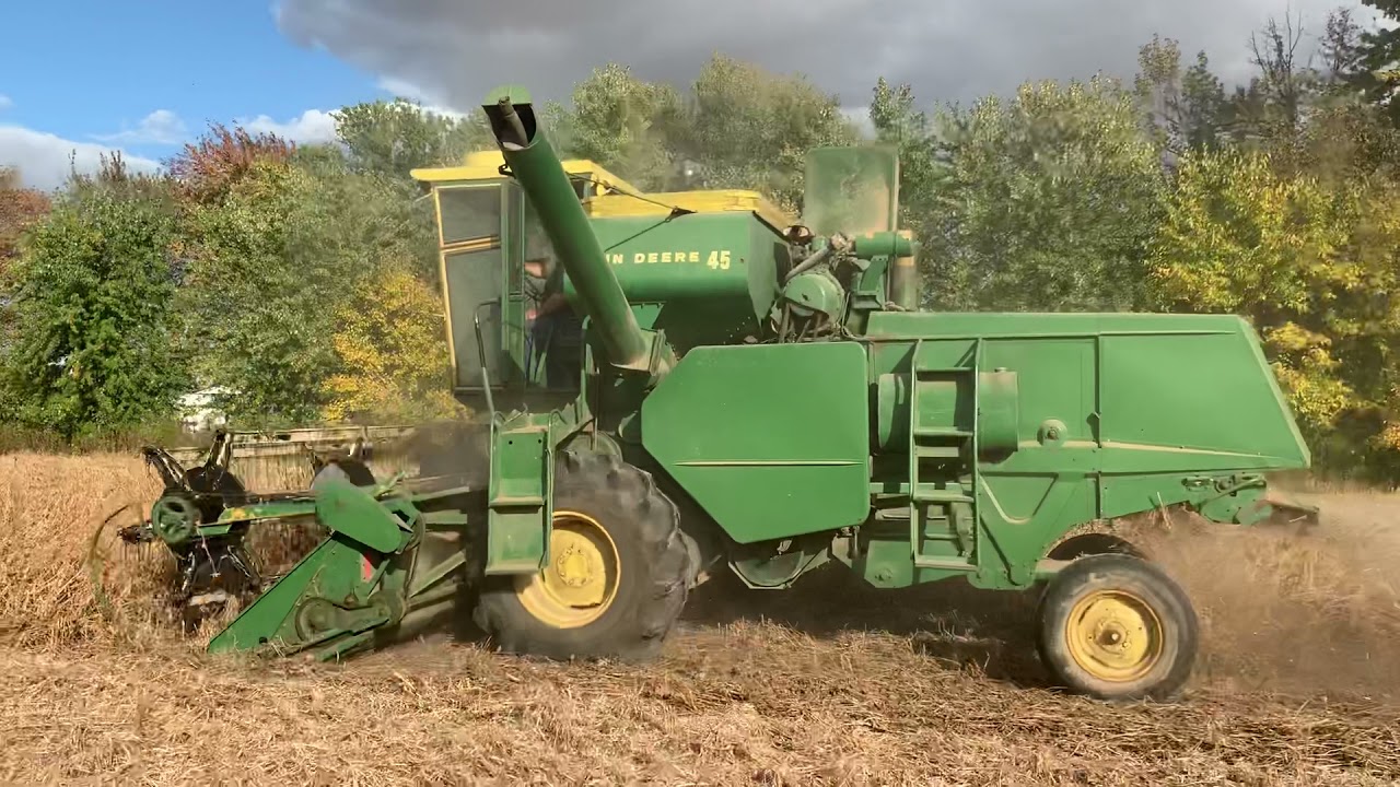John Deere 45 Combine