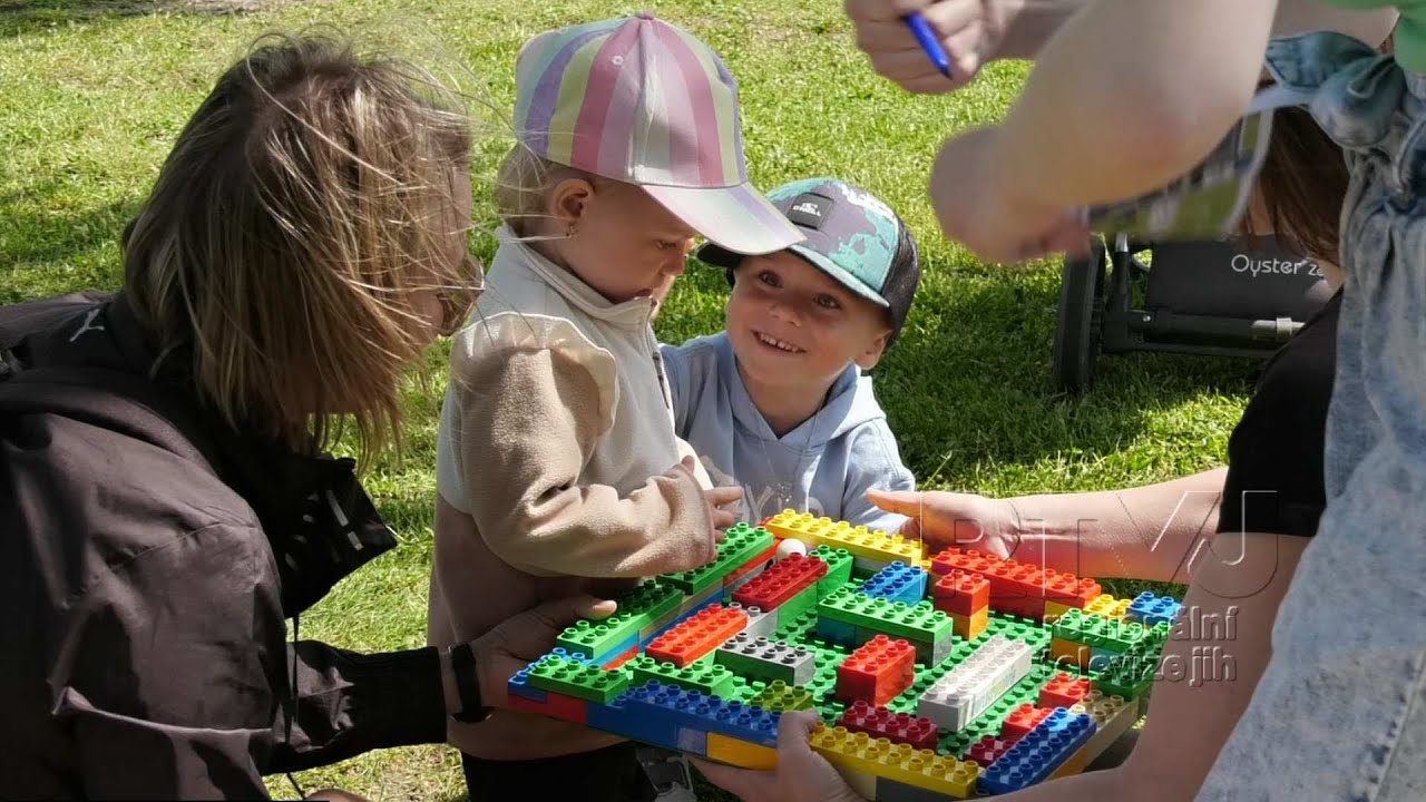 Hračkohran&iacute; ve Sportklubu nadchlo nev&scaron;edn&iacute;mi hrami