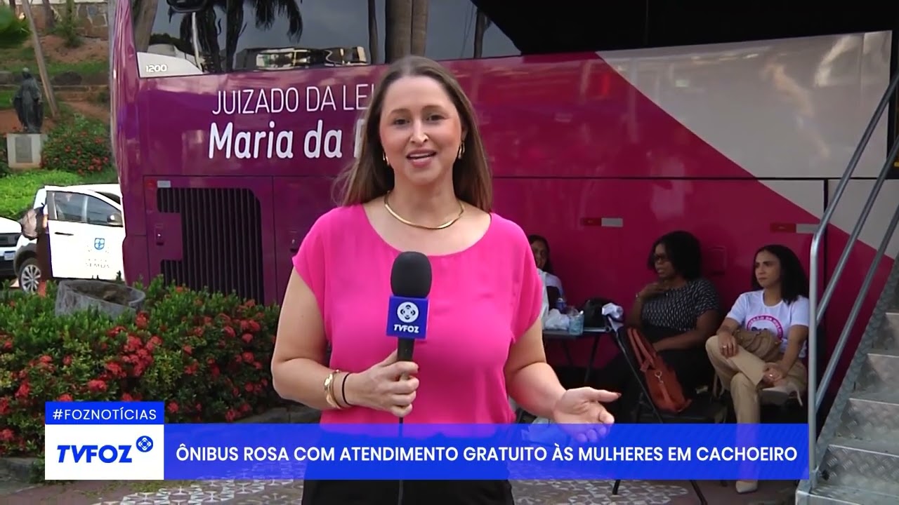 &Ocirc;nibus rosa com atendimento gratuito &agrave;s mulheres em Cachoeiro