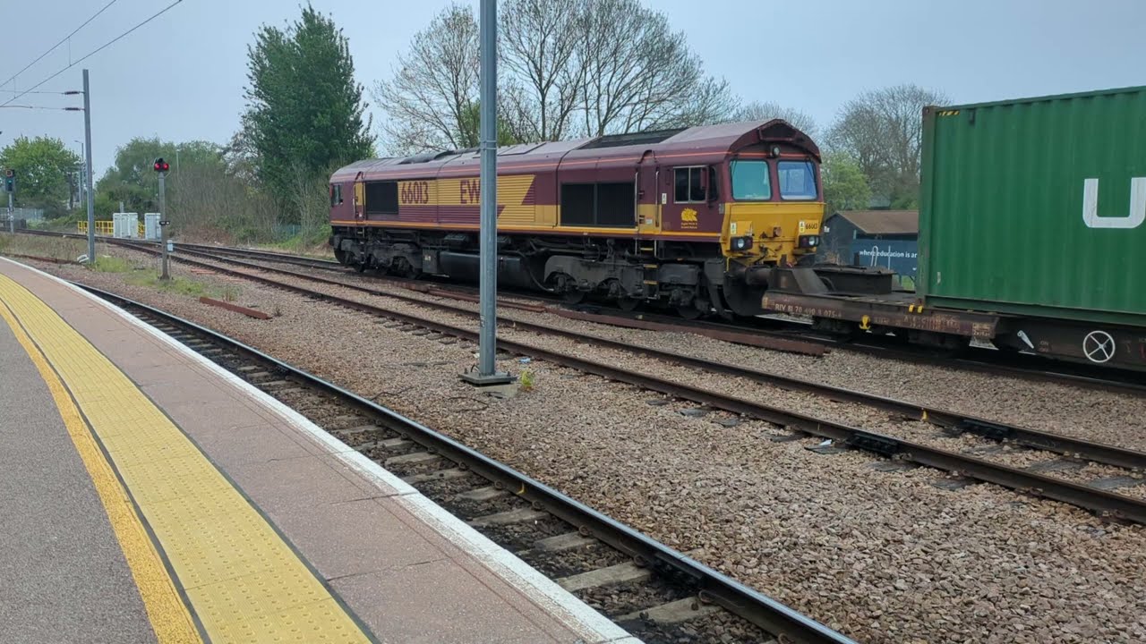 66013 operating 4M82 departs Ely at 10:25 26/04/25