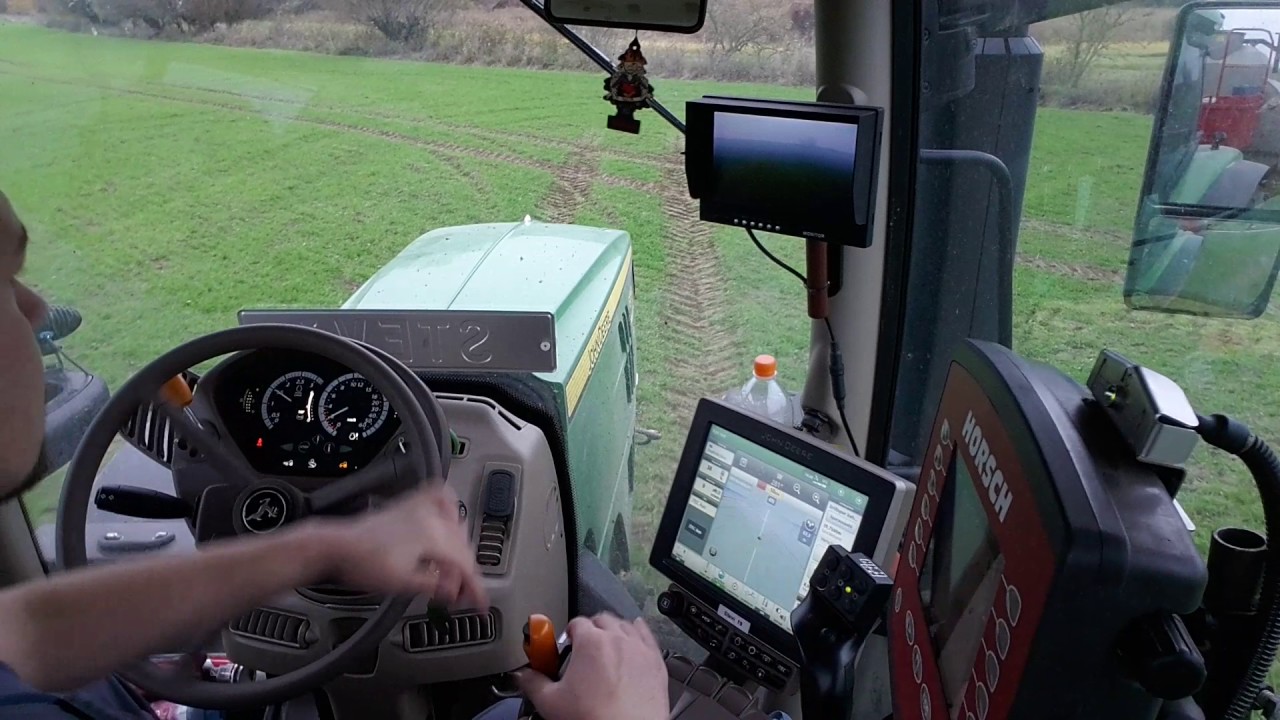 John Deere 6175R (cabins-view)