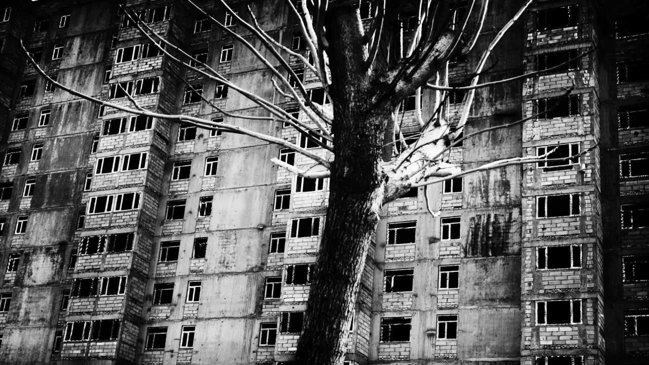 ARRIVALS AND DEPARTURES Behind the scenes with Magnum Photographer Jacob Aue Sobol