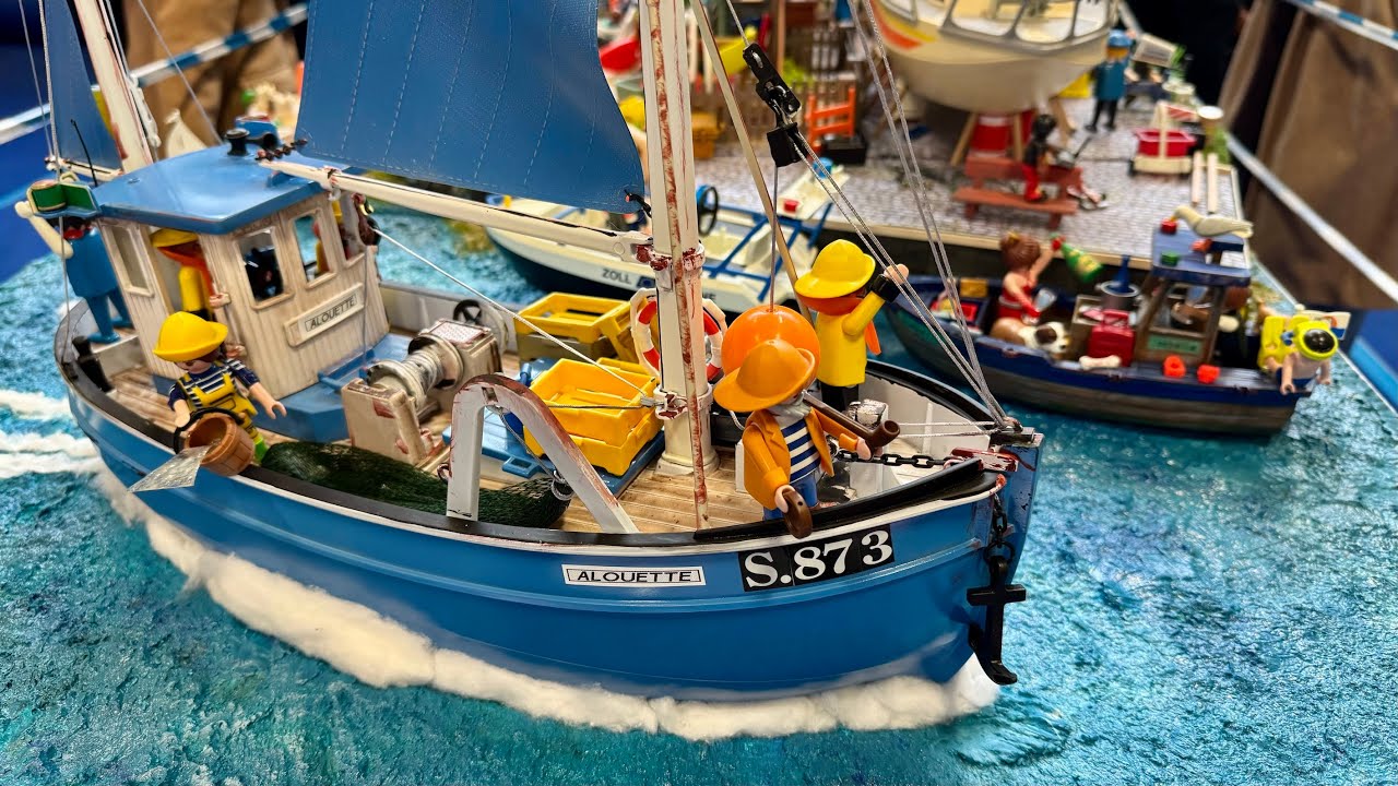 MAGNIFIQUE ville playmobil - port de plaisance avec bateau exposition playmobil