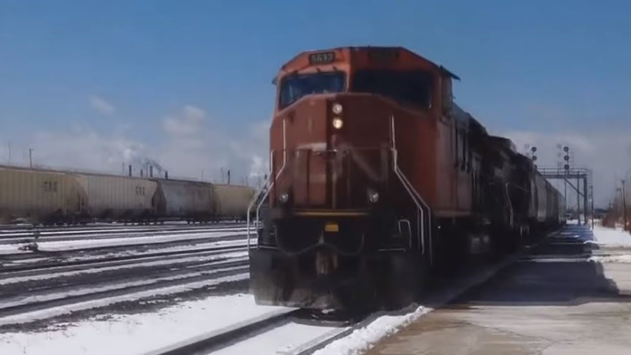 Railfanning Sarnia, Ontario, Canada 3/28/15 200 Subs!
