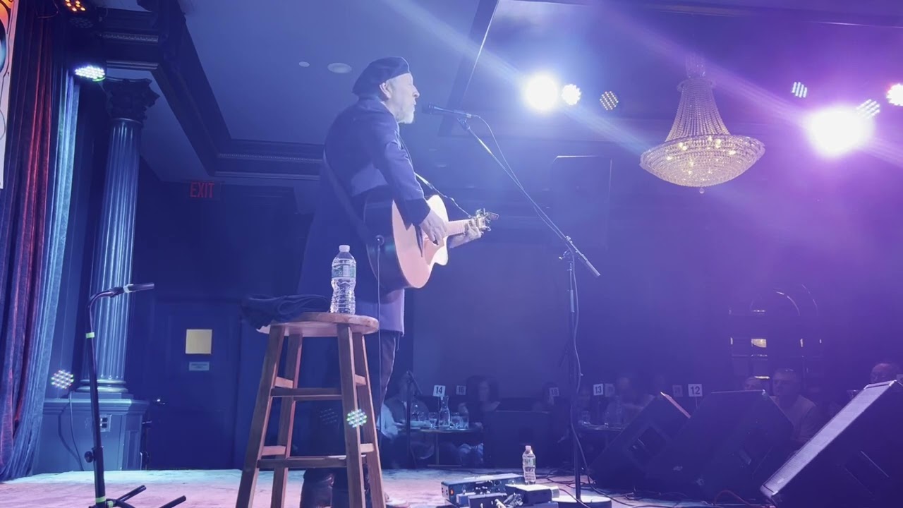 The Ghost of You Walks - Richard Thompson