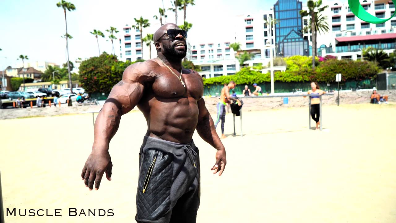 Kali Muscle: Outdoor Triceps Workout w/ Muscle Bands