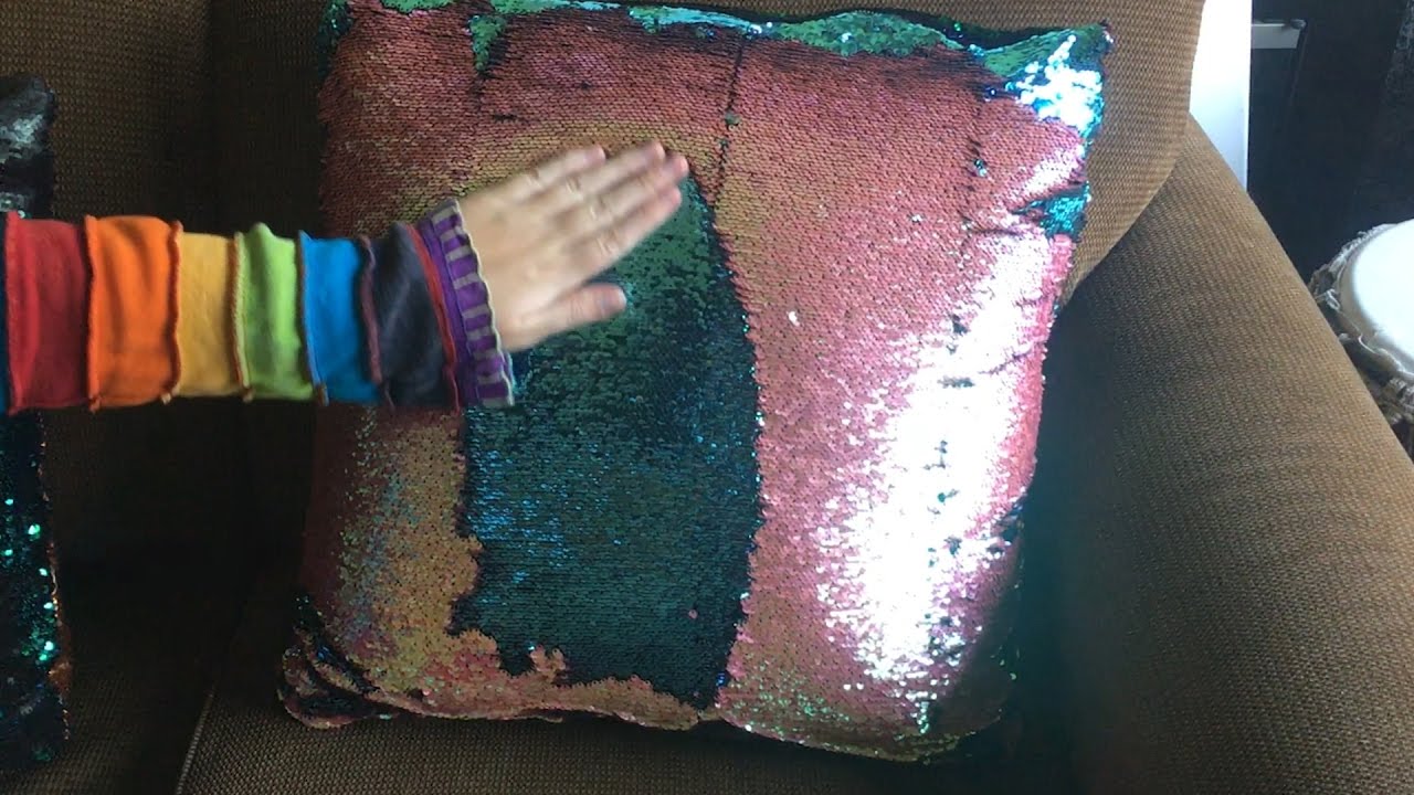 Color Changing PIllows?!?! - Two Tone Sequin Fabric DIY!