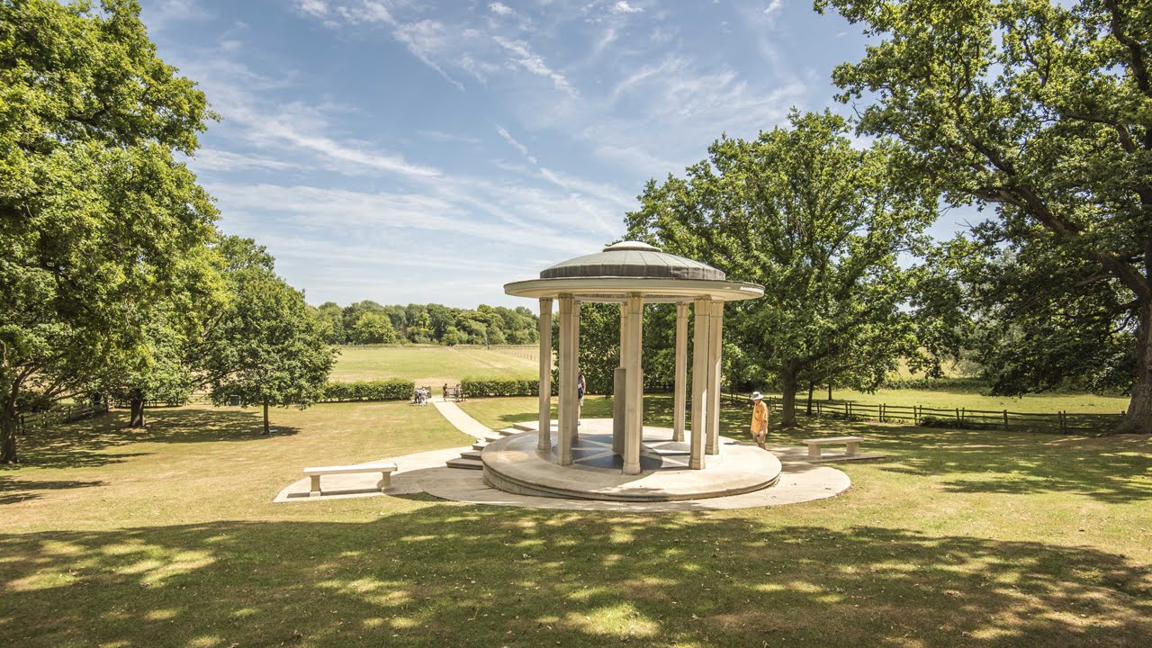 Runnymede - The Magna Carta, Air Forces and John F. Kennedy Memorial | European Waterwayss