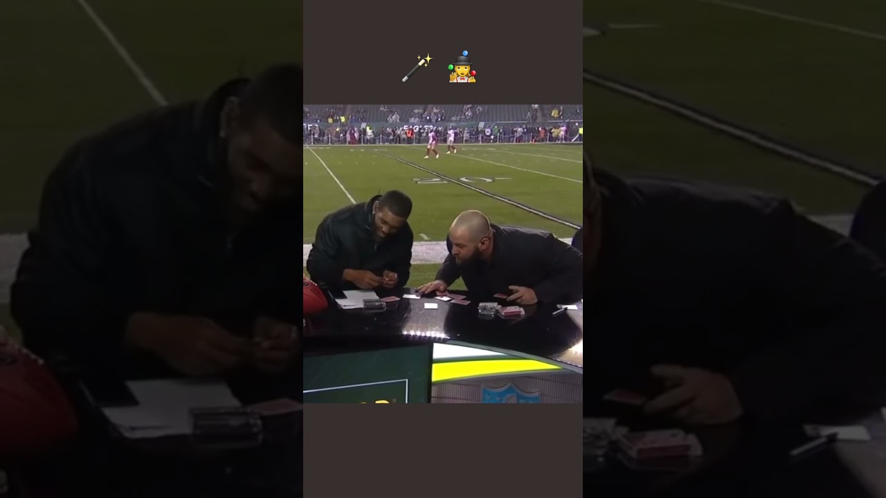 Randy Moss loves magic!! #shorts