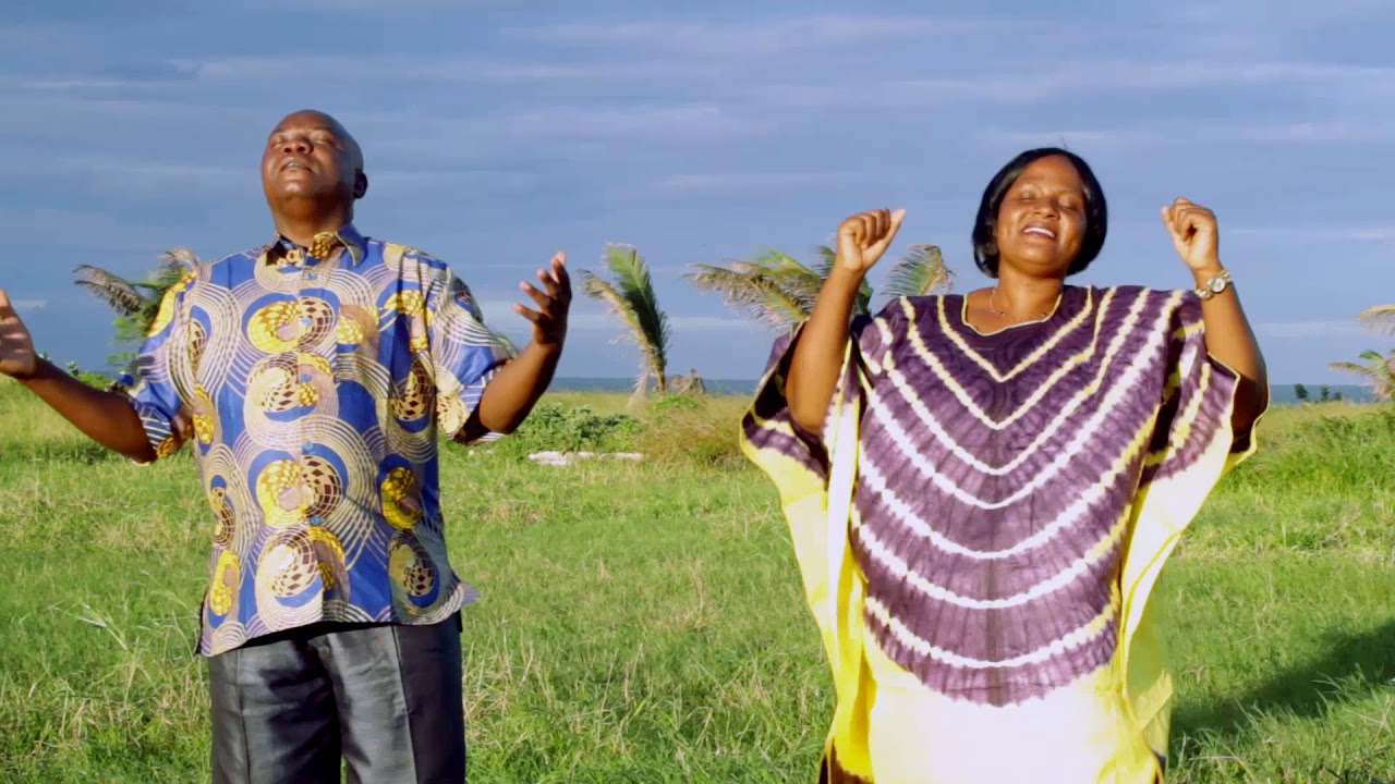 Anna Katole- MOYO SAFI (Official video)
