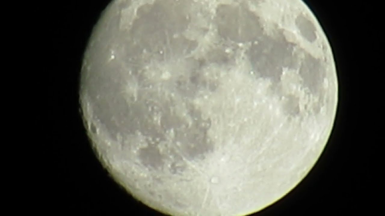 Full moon zoom - Canon Powershot SX620 HS
