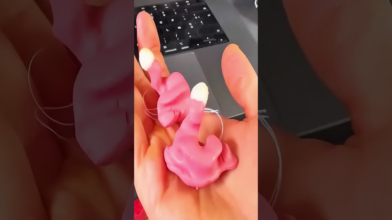 Почему певцы носят на сцене такие дорогие наушники 🎤