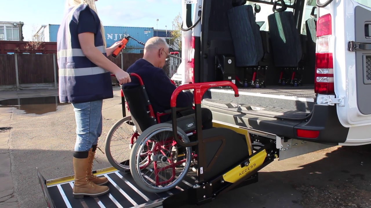 Stanford Coachworks: How to operate a PLS underfloor access lift